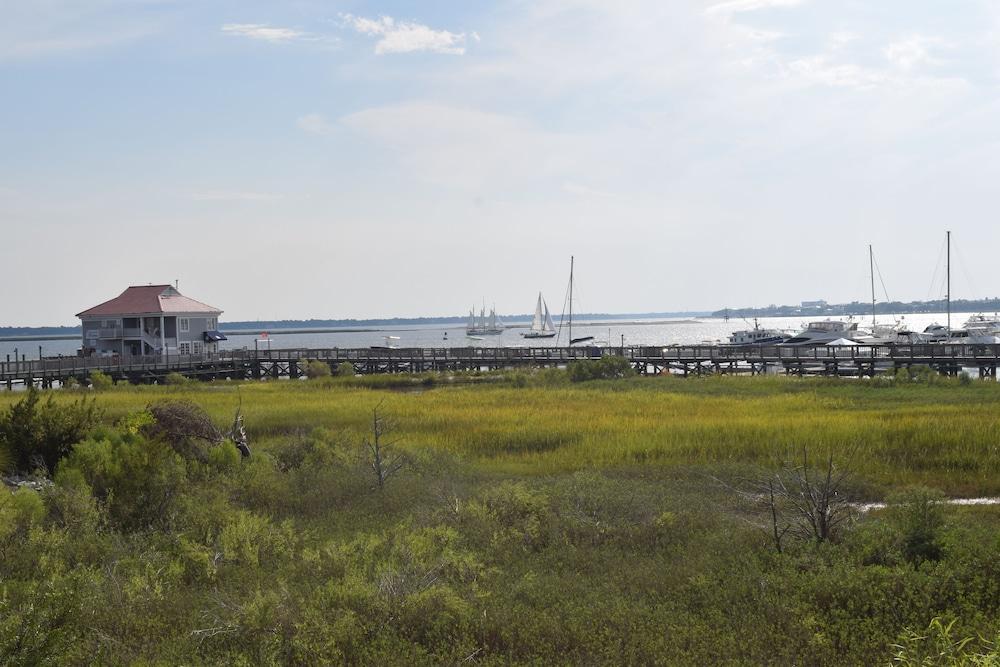 Harborside At Charleston Harbor Resort And Marina Mount Pleasant Buitenkant foto